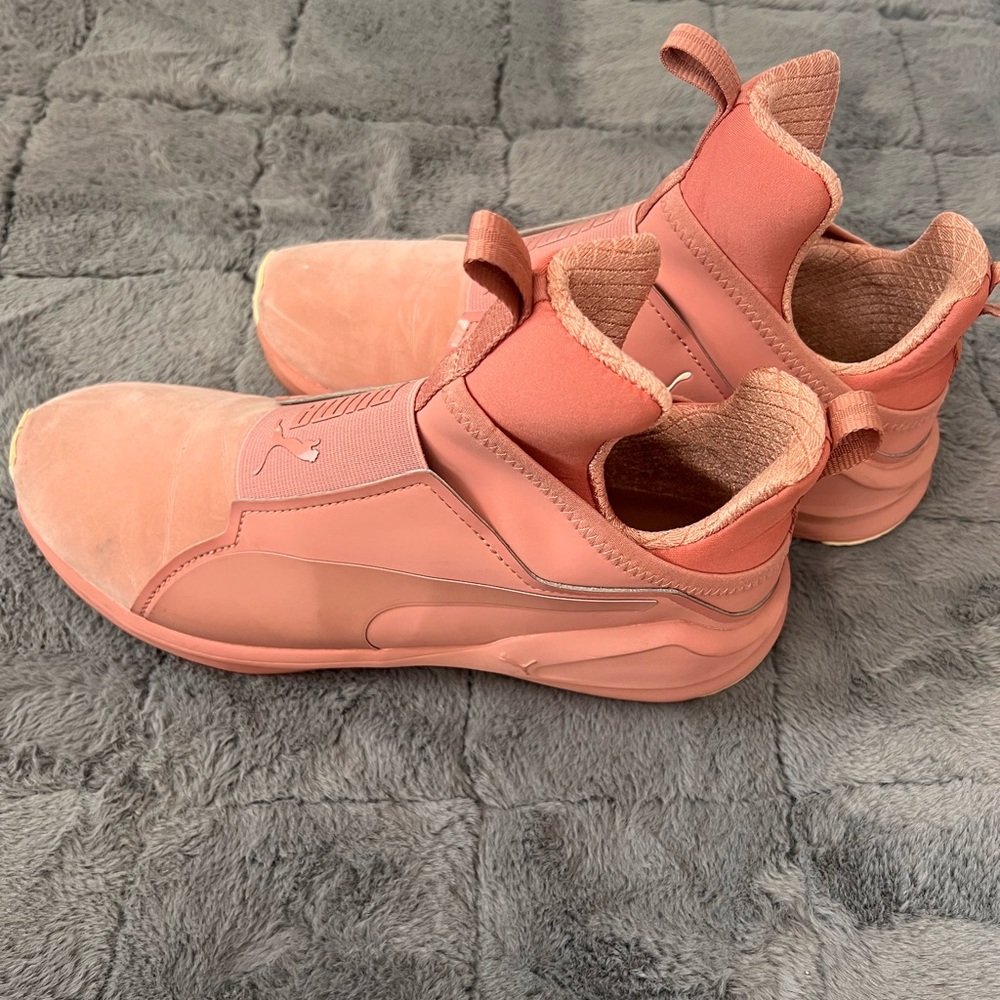 Pink Puma Sneakers Size 8 Worn a handful of times